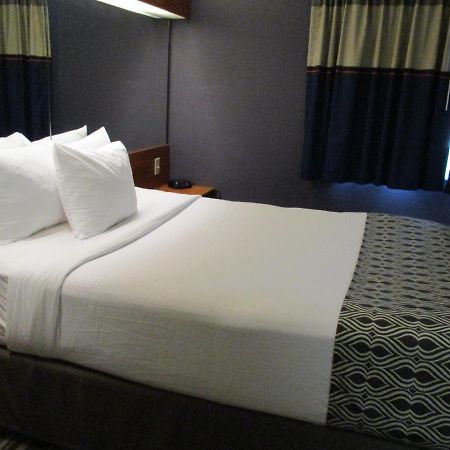 Microtel Inn And Suites - Inver Grove Heights Bagian luar foto