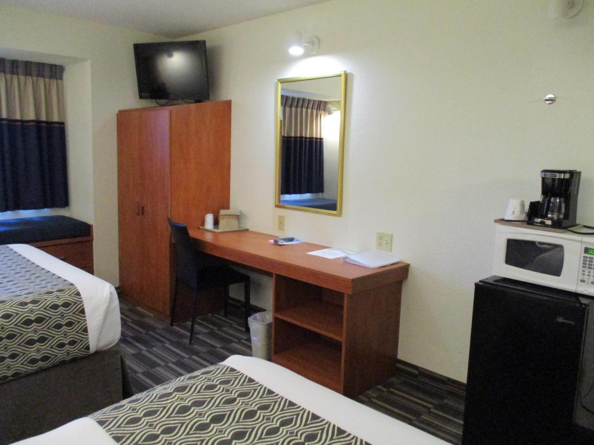 Microtel Inn And Suites - Inver Grove Heights Bagian luar foto