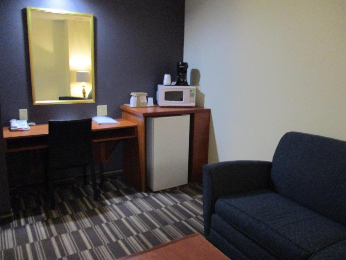Microtel Inn And Suites - Inver Grove Heights Bagian luar foto