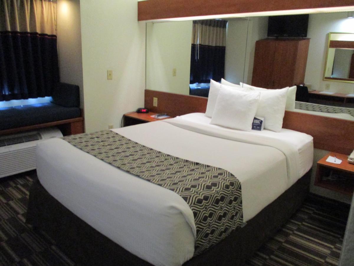 Microtel Inn And Suites - Inver Grove Heights Bagian luar foto