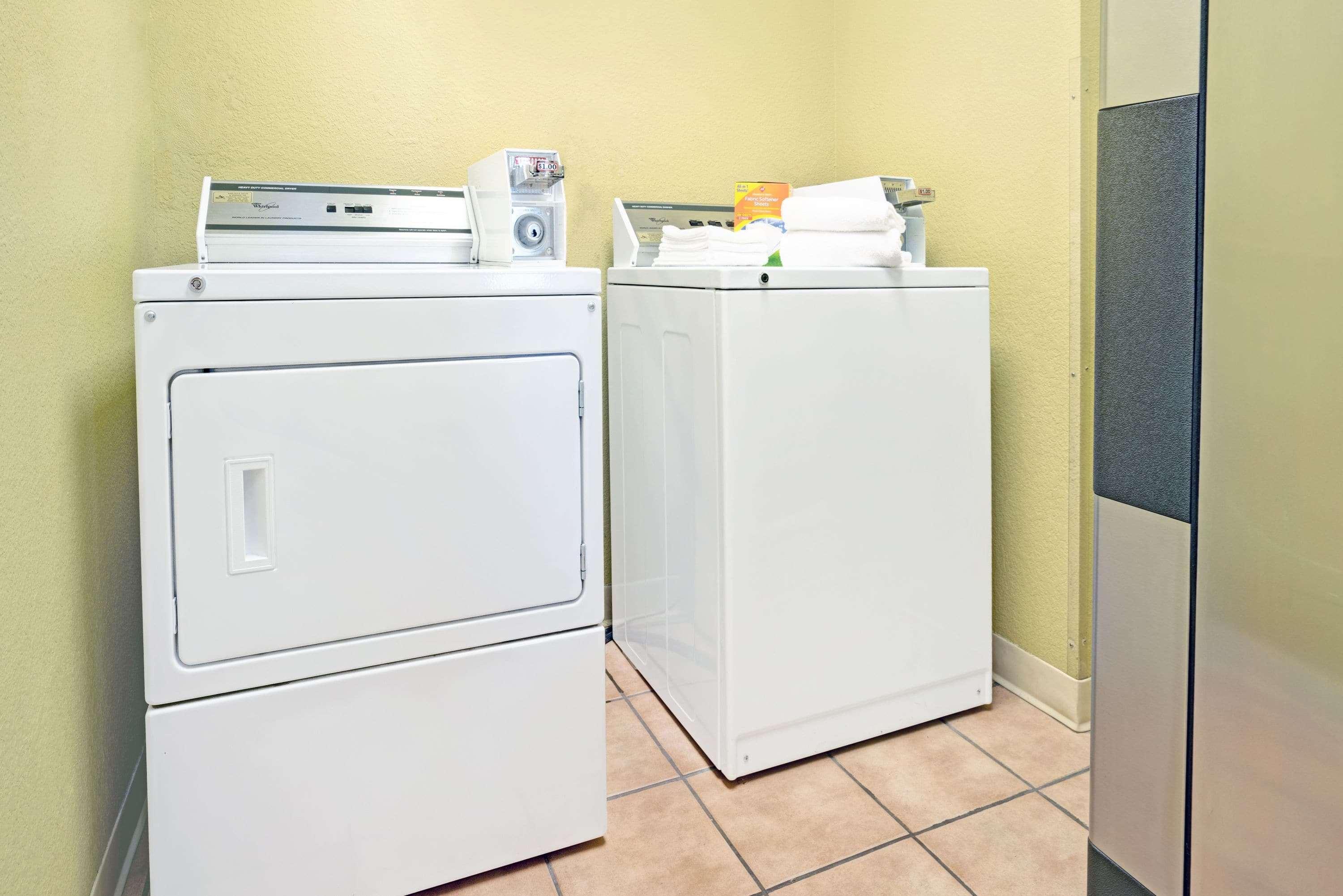 Microtel Inn And Suites - Inver Grove Heights Bagian luar foto