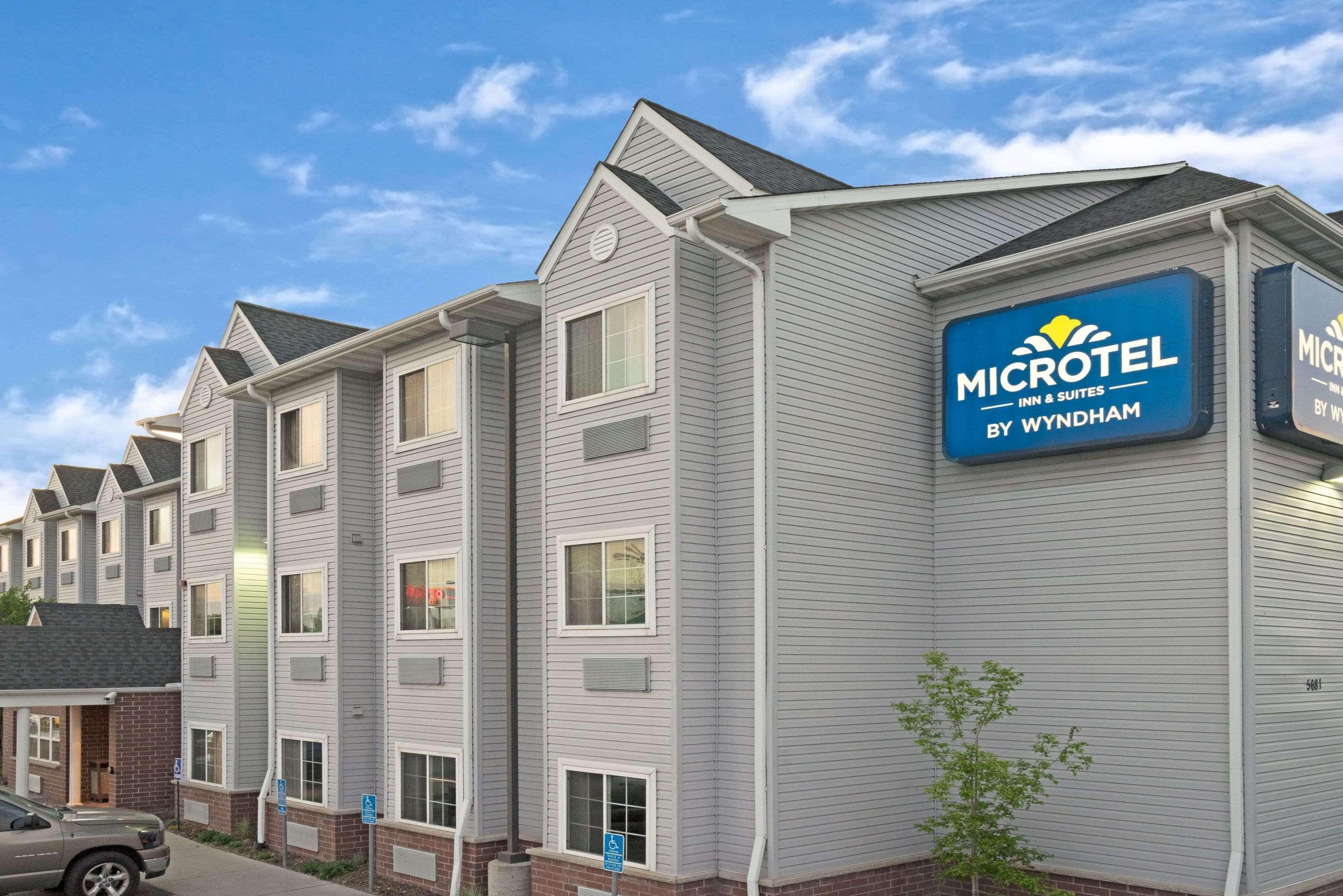 Microtel Inn And Suites - Inver Grove Heights Bagian luar foto