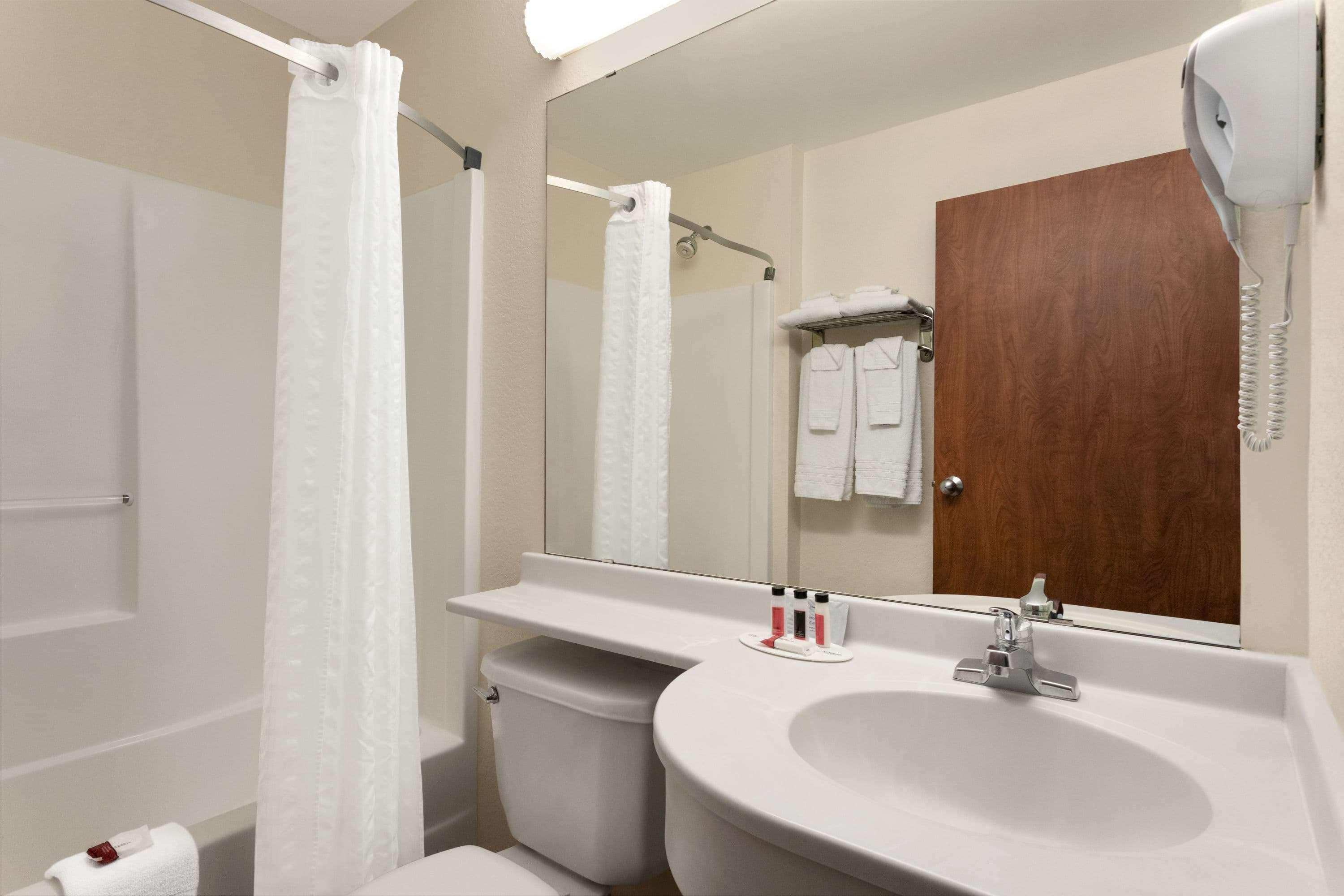 Microtel Inn And Suites - Inver Grove Heights Bagian luar foto