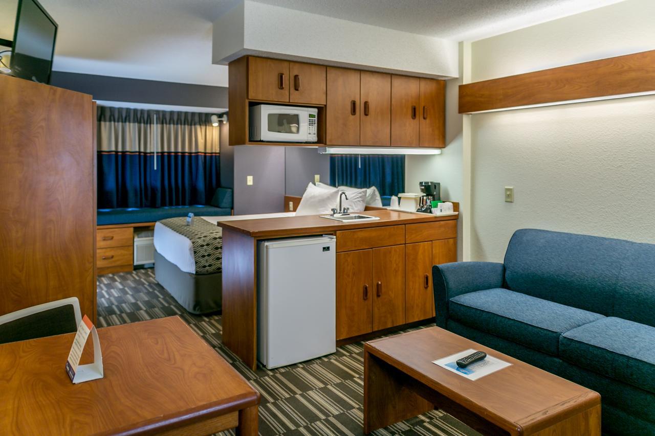 Microtel Inn And Suites - Inver Grove Heights Bagian luar foto